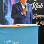 Prezydent Tadeusz Truskolaski przemawia podczas spotkania
