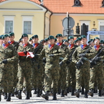 Żołnierze w trakcie uroczystości na Rynku Kościuszki