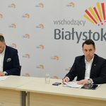 Konferencja prasowa zastępcy prezydenta Białegostoku Rafał Rudnicki i Przemysław Tuchliński