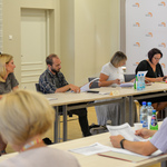 Członkowie Zespołu rozpatrują i przegłosowują projekty