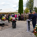Prezydent Miasta Białegostoku przemawiający do uczestników uroczystości