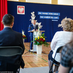 Prezydent Miasta Białegostoku Tadeusz Truskolaski przemawiający podczas uroczystości wręczenia stypendiów uczniom i absolwentom