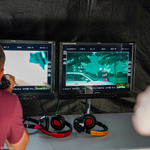 Monitory podglądowe na planie zdjęciowym do serialu Kruk 2