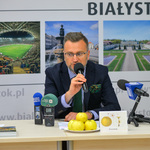 Zastępca Prezydenta Miasta Białegostoku Rafał Rudnicki wypowiadający się na temat bioróżnorodności podczas konferencji