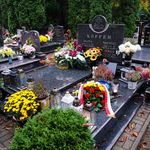 Kwiaty na grobie Janiny Koffer, złożone w imieniu Prezydenta Miasta Białegostoku