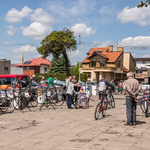 Spotkanie rowerzystów na jednym z białostockich osiedli