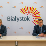 Prezydent Tadeusz Truskolaski oraz zastępca Rafał Rudnicki podczas konferencji
