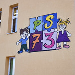 Mural graficzny na przedszkolu PS73