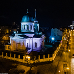 Katedralna cerkiew św. Mikołaja Cudotwórcy podświetlona w nocy