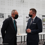 Władysław Teofil Bartoszewski i zastępca prezydenta Rafał Rudnicki