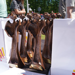 Statuetki przygotowane dla laureatów
