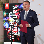 Zastępca Prezydenta Rafał Rudnicki wypowiada się do mikrofonu