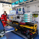 Wnętrze karetki neonatologicznej