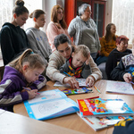Dzieci z Kramatorska i Dnipro podczas spotkania z Prezydentem Tadeuszem Truskolaskim