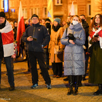 Uczestnicy wiecu poparcia dla Ukrainy