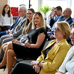 Białostockie radne Joanna Misiuk i Ksenia Juchimowicz podczas uroczystości szkolnych