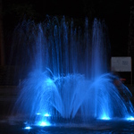 Fontanny nocą w Parku Planty