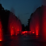 Fontanny nocą w Parku Planty