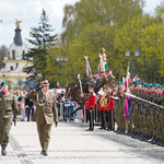 Przegląd wojsk podczas uroczystości z okazji Święta Konstytucji 3 Maja