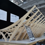 Konstrukcja architektoniczna wykonana przez studentów architektury w ramach Podlaskiego Festiwalu Nauki i Sztuki na Wydziale Architektury Politechniki Białostockiej