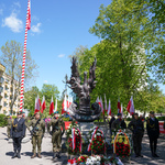 Warta honorowa przy pomniku Polskich Sił Zbrojnych na Zachodzie
