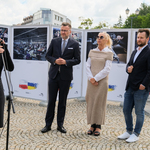 Zastępca prezydenta Rafał Rudnicki wraz z uczestnikami konferencji prasowej