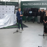 Zastępca prezydenta Rafał Rudnicki odpowiada na pytania podczas konferencji prasowej