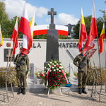 Warta honorowa przy pomniku
