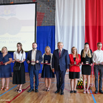 Prezydent Tadeusz Truskolaski z nagrodzonymi 