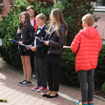 Delegacja uczniów, uczennica zabiera głos