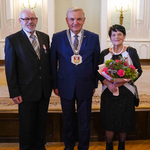 Prezydent Tadeusz Truskolaski z jubilatami