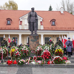 Warta honorowa przy pomniku Marszałka Piłsudskiego
