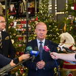 Andrzej Parafiniuk odpowiada na pytania dziennikarzy