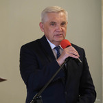 Prezydent Tadeusz Truskolaski przemawia podczas uroczystości