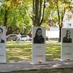 Zdjęcia osób upamięniające bohaterów białostockiego getta 