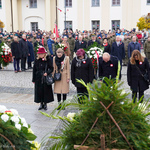 Radni Miasta Białegostoku oddają hołd pod pomnikiem Marszałka Józefa Piłsudskiego
