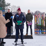 Dyrektor Muzeum Wojska Robert Sadowski przemawia podczas konferencji prasowej 