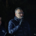 Zastępca prezydenta Rafał Rudnicki przemawia podczas Biegu dla Sybiraków