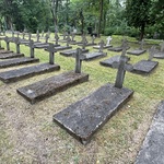 Zbliżenie na nagrobki