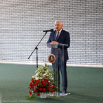 Prezydent Tadeusz Truskolaski przemawia z mównicy 
