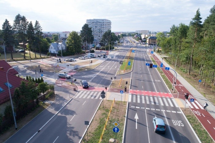 widok na ul. wiosenną z lotu ptaka w kierunku centrum miasta