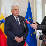 Prezydent Truskolaski odpowiada na pytania dziennikarzy