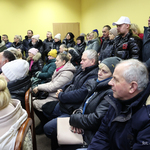 Uczestnicy spotkania licznie wypełniają salę.