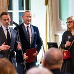 Wojewoda Podlaski Jacek Brzozowski przemawia podczas wydarzenia 