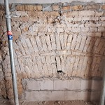 Ściana z cegieł.