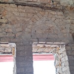 Fragment remontowanej ściany.